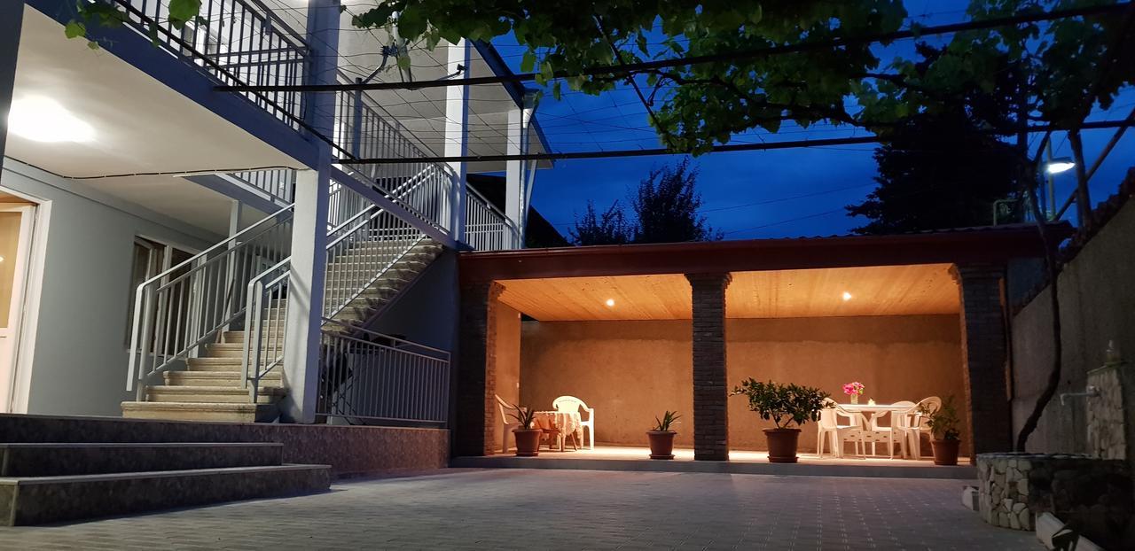 White House In Kakheti Eniseli Hotel Gremi Exterior photo